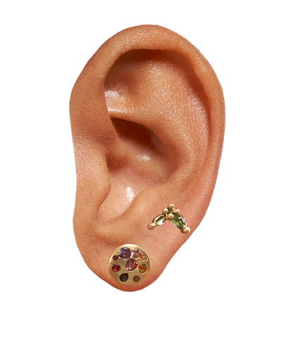 floating hand with pearls