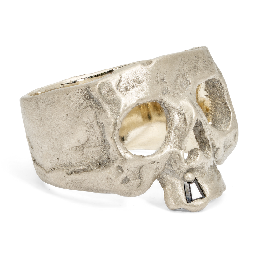 Diamond Snaggletooth Skull Ring in White Polly Wales